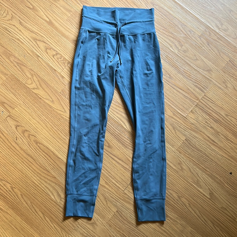 Vuori leggings size small
